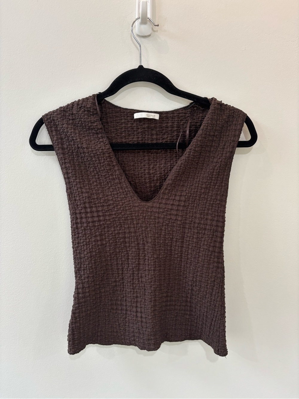 Zara V-neck Crinkle Tank Top